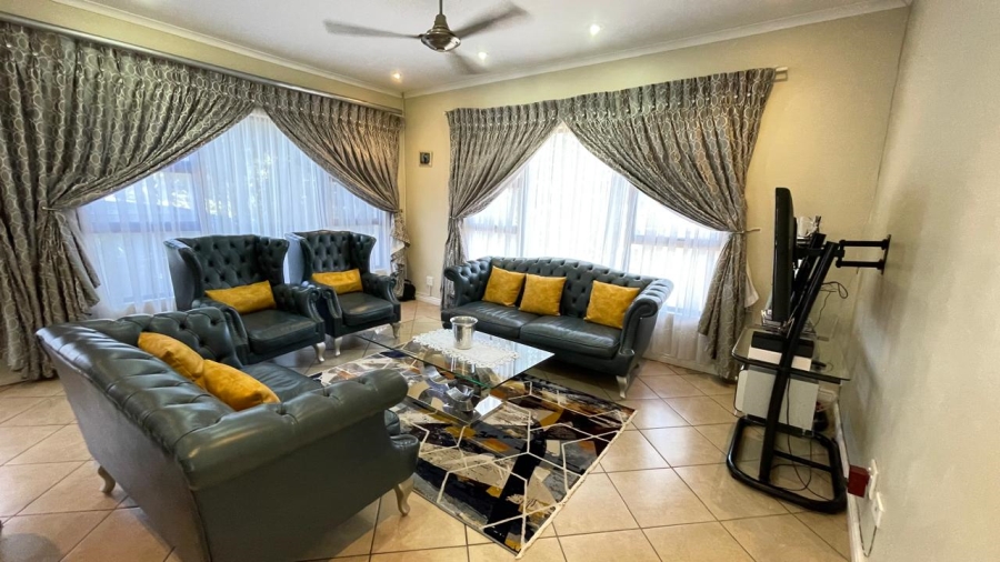 3 Bedroom Property for Sale in Beacon Bay North Eastern Cape
